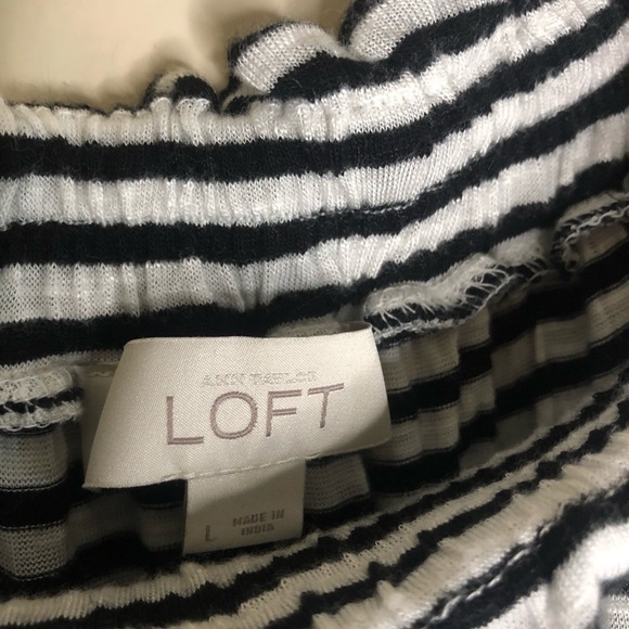 LOFT Women’s Off Shoulder Striped Tasseled Summer Top Size Large - Picture 7 of 9